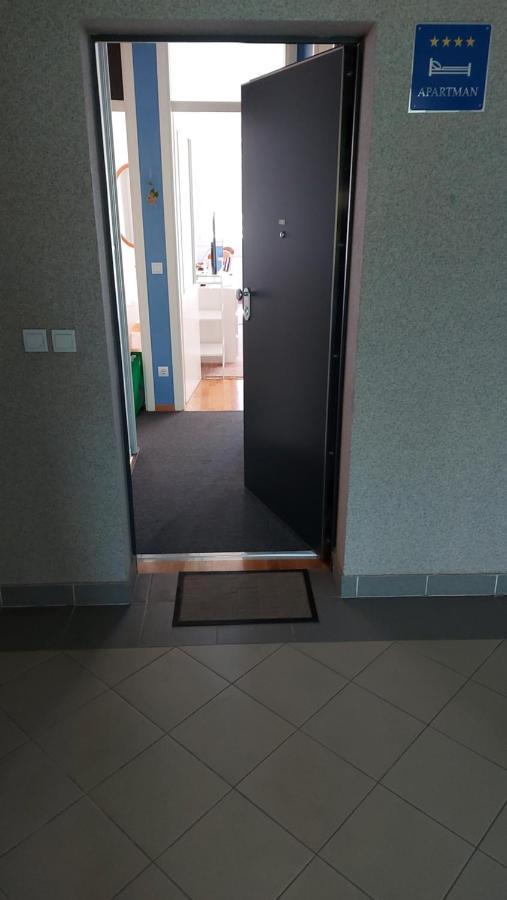 Apartman Ella Apartment Zagreb Bagian luar foto