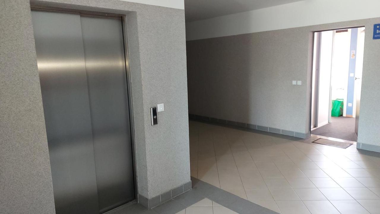 Apartman Ella Apartment Zagreb Bagian luar foto